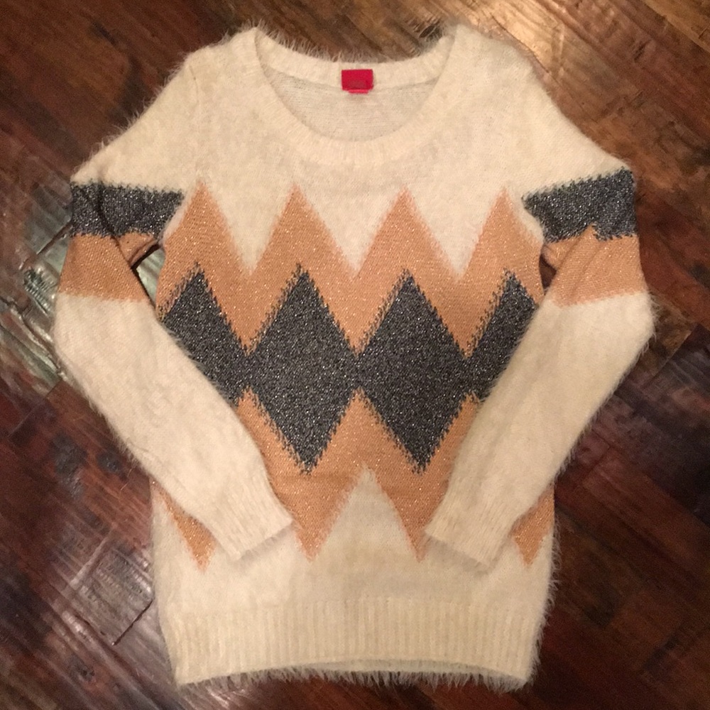 Fashion sweater